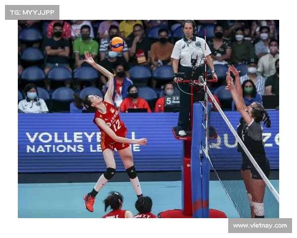 菲律宾女排历史性突破首次夺得亚洲国家杯银牌赢得FIVB高度评价