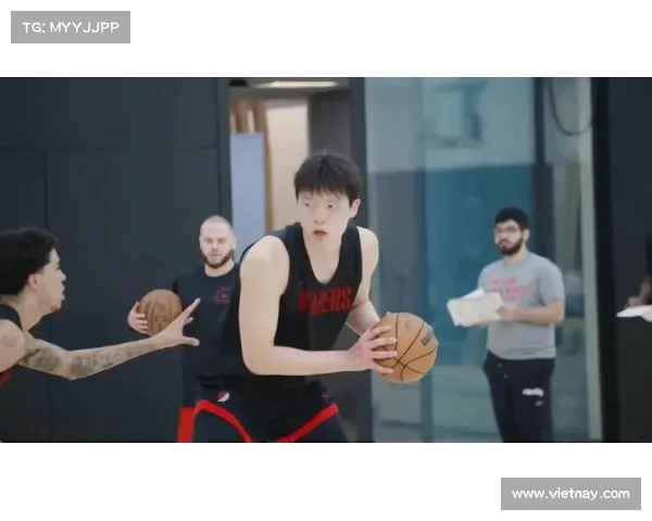 杨瀚森夏季联赛表现出色场均12.3分8.5篮板2.3盖帽开拓者提前决定休战
